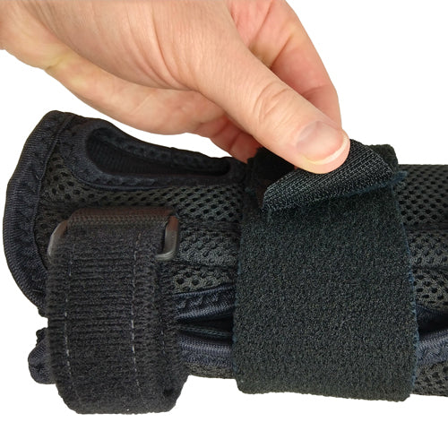 Blue Jay Dlx Wrist Brace Black for Carpal Tunnel