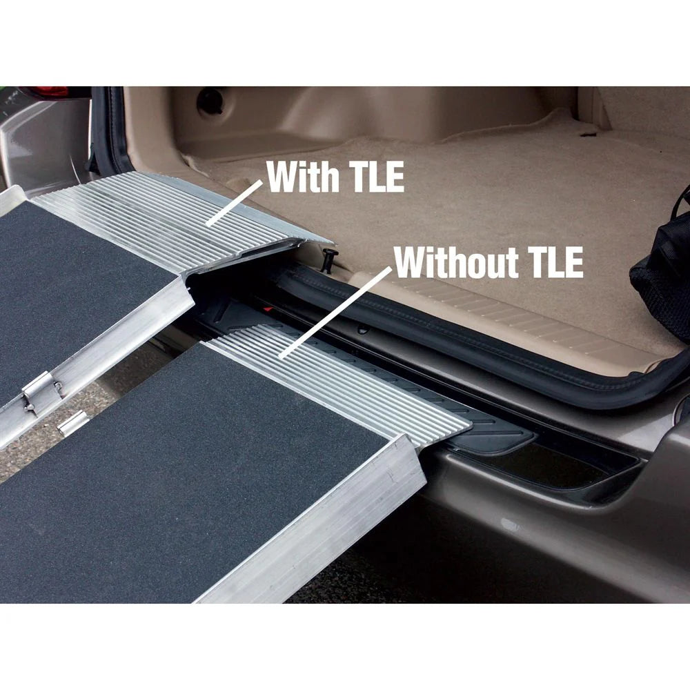 Comparison of a vehicle ramp with and without TLE technology inside a car.